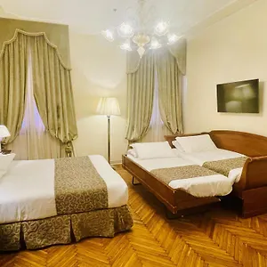 Dell'opera Италия